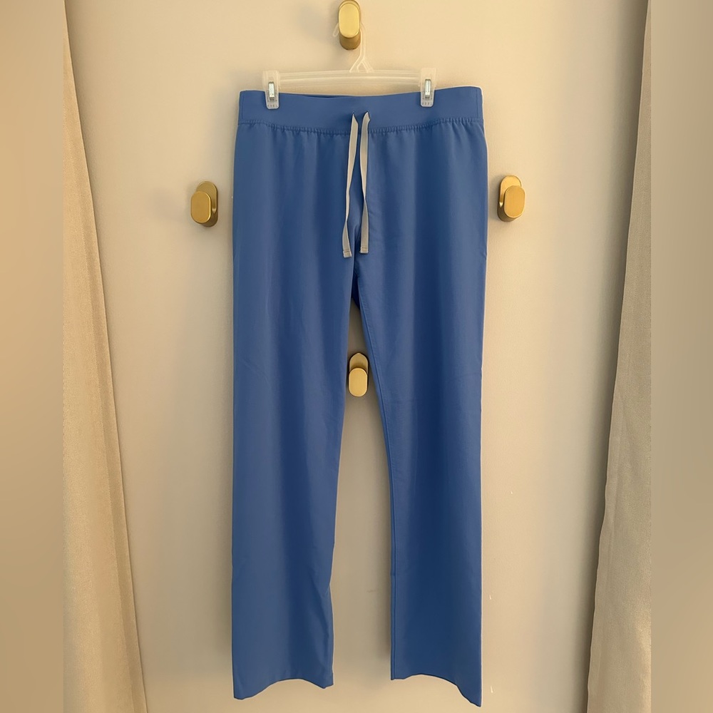 Figs Livingston pant and top Ceil Blue set - Size Medium/Tall pant large top set